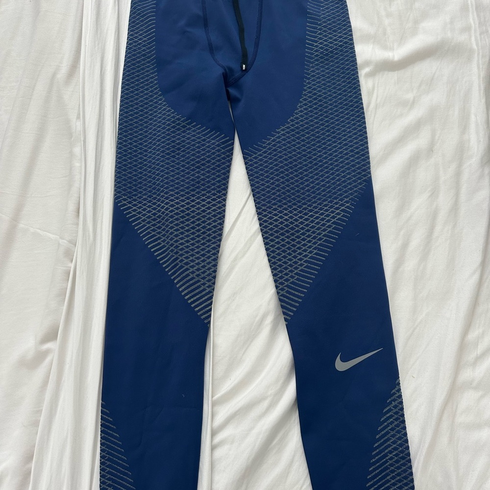 Nike Navy Compression Leggings with Bright Yellow Accents